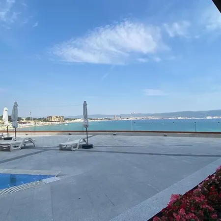 Paradiso 'в' 107 Private Cozy アパート ネセバル