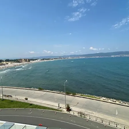 Paradiso 'в' 107 Private Cozy アパート