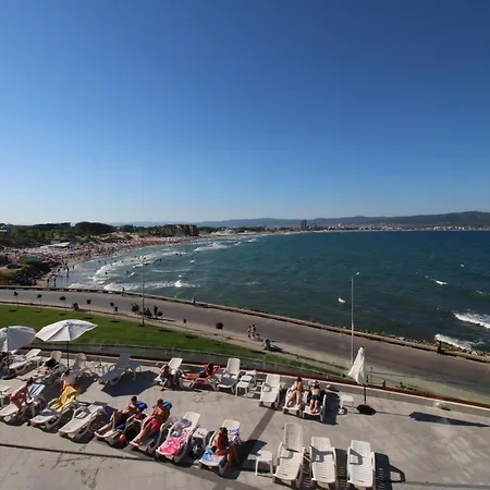 Paradiso 'в' 107 Private Cozy アパート ネセバル