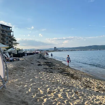 Paradiso 'в' 107 Private Cozy アパート