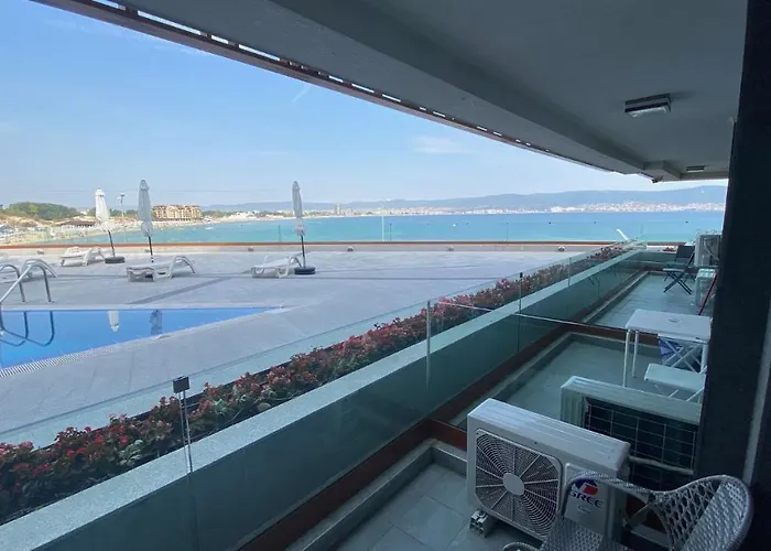 Paradiso 'в' 107 Private Cozy * Νεσέμπαρ